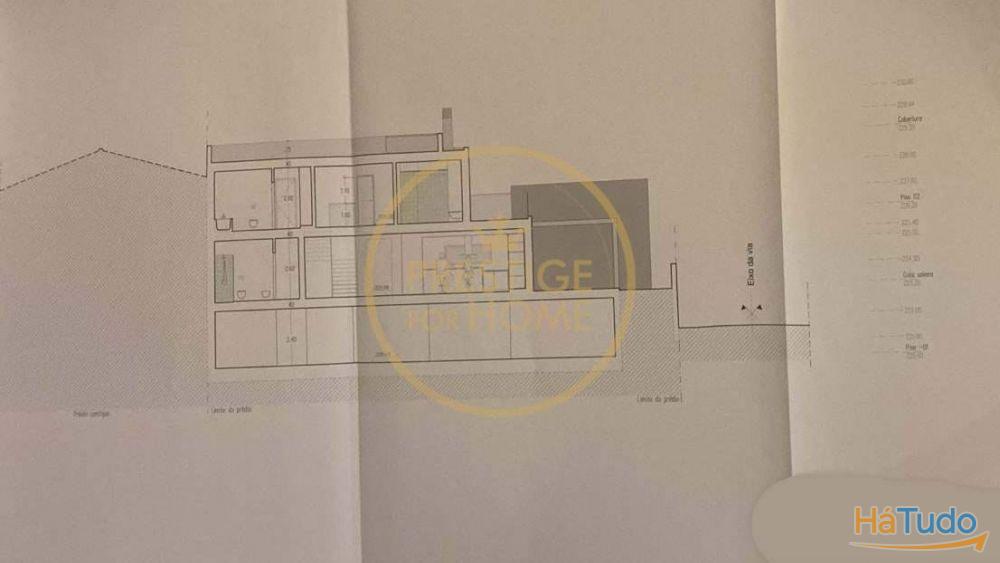 TERRENO COM ALVARA DE CONSTRUO VALIDO PARA MORADIA T4 - CALADA
