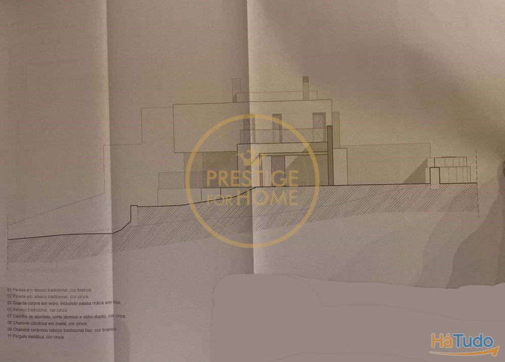 TERRENO COM ALVARA DE CONSTRUO VALIDO PARA MORADIA T4 - CALADA