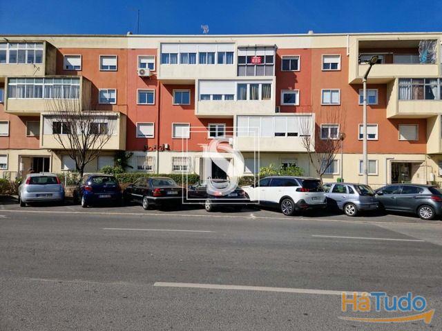Venda - Apartamento - T3