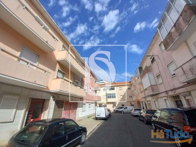 Venda - Apartamento - T2