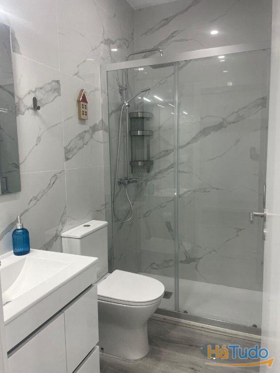 Moradia T2 geminada na Senhora da Hora, Matosinhos