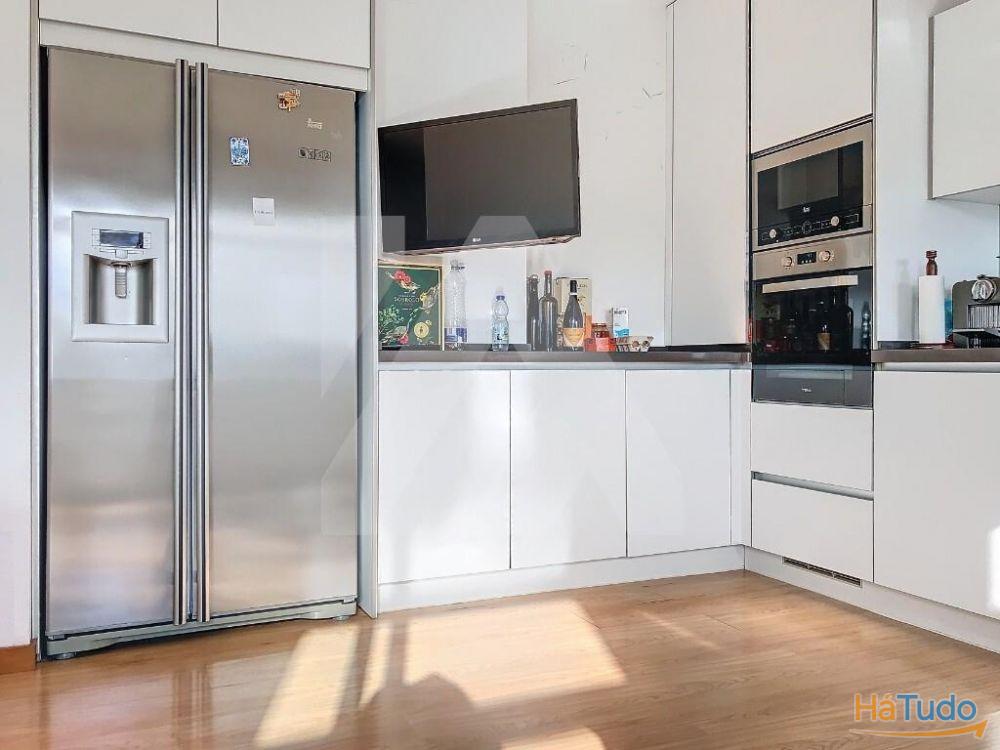 APARTAMENTO T3+1 NO JARDIM DOS CAMPOS ? OVAR