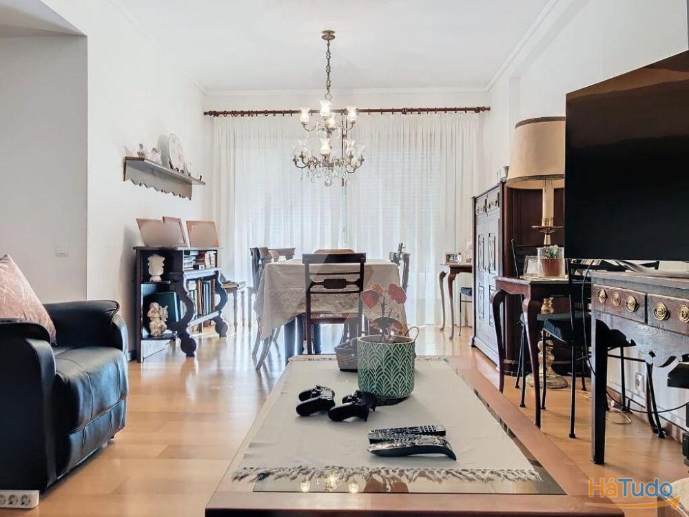 APARTAMENTO T3+1 NO JARDIM DOS CAMPOS ? OVAR