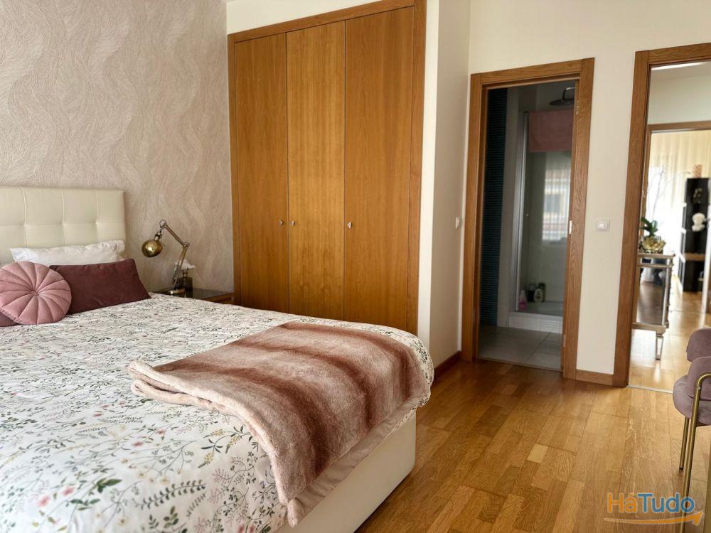 Moradia T4 Venda em lhavo (So Salvador),lhavo