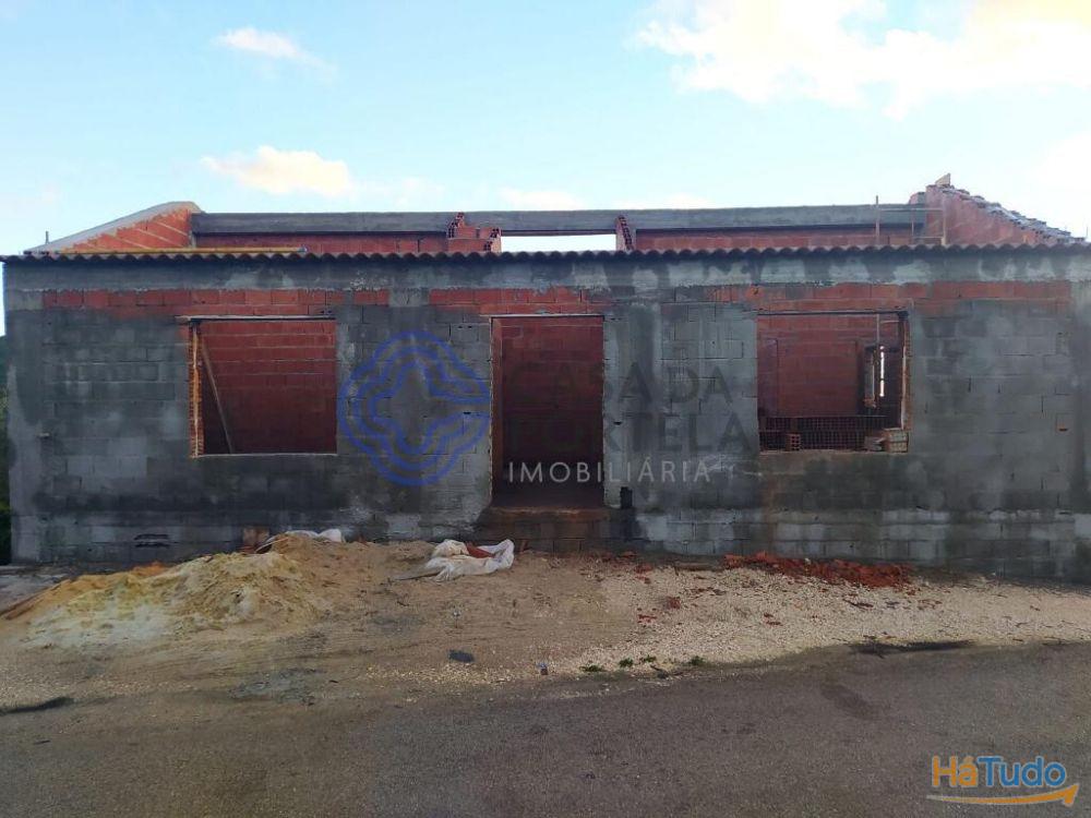 Moradia T3 a 15 minutos de Tomar, no Centro de Portugal Moradia T3 a 15 minutos de Tomar, no Centro de Portugal