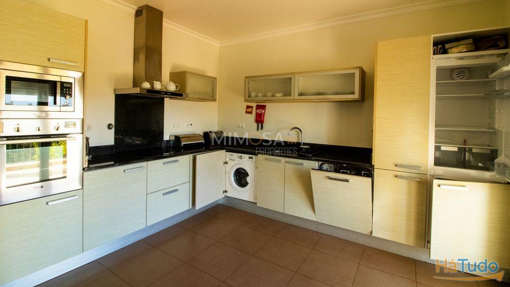 Moradia T3 em Banda ? Arão, Mexilhoeira Grande Moradia T3 em Banda ? Arão, Mexilhoeira Grande