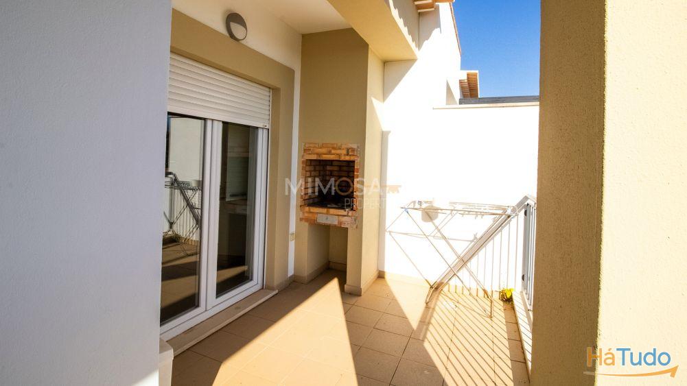 Moradia T3 em Banda ? Arão, Mexilhoeira Grande Moradia T3 em Banda ? Arão, Mexilhoeira Grande