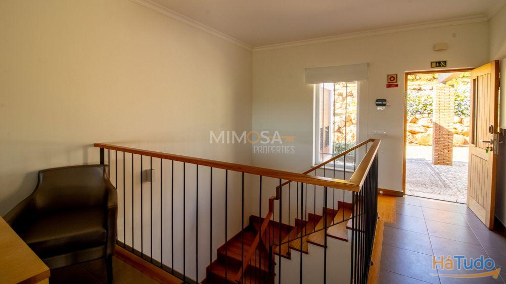 Moradia T3 em Banda ? Arão, Mexilhoeira Grande Moradia T3 em Banda ? Arão, Mexilhoeira Grande