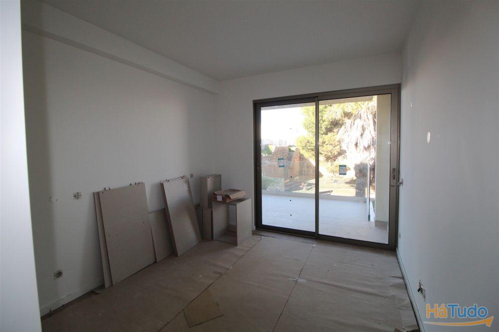 Novo Apartamento T1 com Vista para o Mar em Alvor Novo Apartamento T1 com Vista para o Mar em Alvor