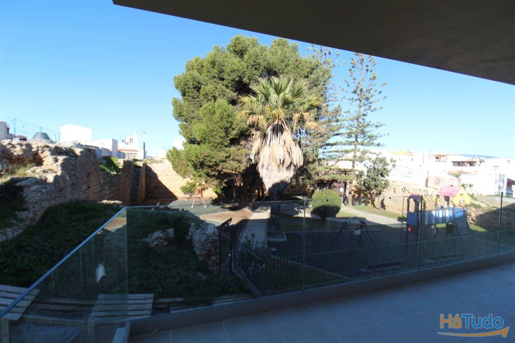 Novo Apartamento T1 com Vista para o Mar em Alvor Novo Apartamento T1 com Vista para o Mar em Alvor