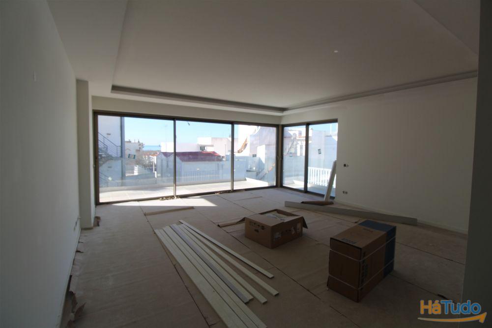 Novo Apartamento T1 com Vista para o Mar em Alvor Novo Apartamento T1 com Vista para o Mar em Alvor