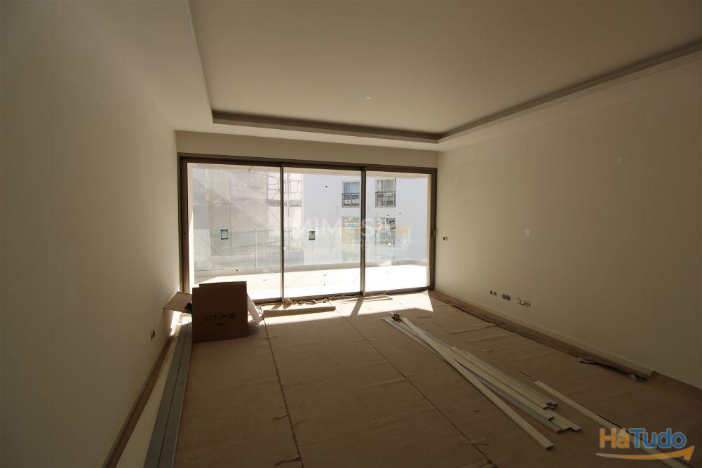 Novo Apartamento T2 com Vista para o Mar em Alvor Novo Apartamento T2 com Vista para o Mar em Alvor