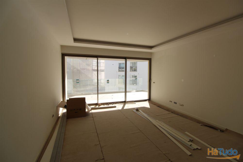 Novo Apartamento T3 com Vista para o Mar em Alvor Novo Apartamento T3 com Vista para o Mar em Alvor