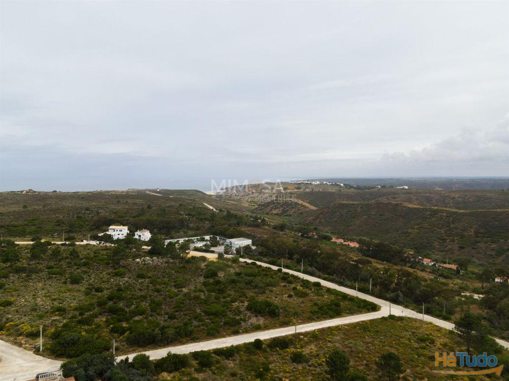 Terreno Urbano no Espartal e a poucos minutos da Praia Terreno Urbano no Espartal e a poucos minutos da Praia