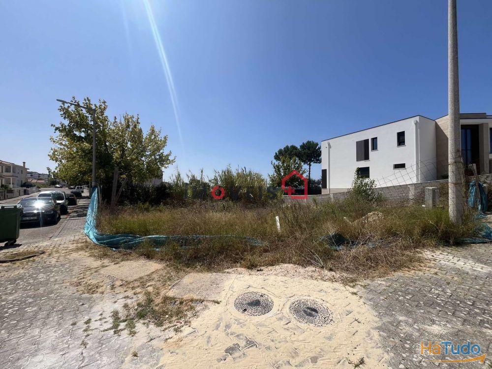 ** Lote de terreno - Casal dos Matos ? c/ Projeto Aprovado** ** Lote de terreno - Casal dos Matos ? c/ Projeto Aprovado**