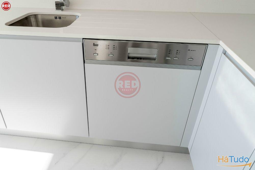 T2 Penthouse Rooftop c/ 2 lugares de garagem na Maia T2 Penthouse Rooftop c/ 2 lugares de garagem na Maia