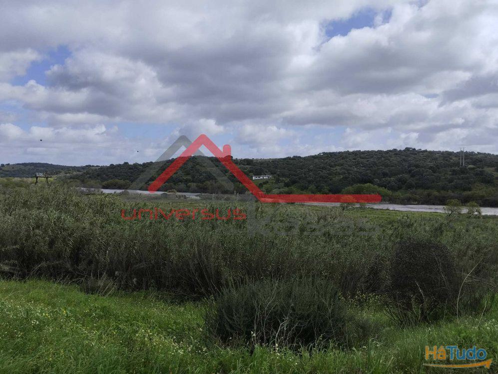 Quintinha Rural com vista rio Guadiana Beja Quintinha Rural com vista rio Guadiana Beja