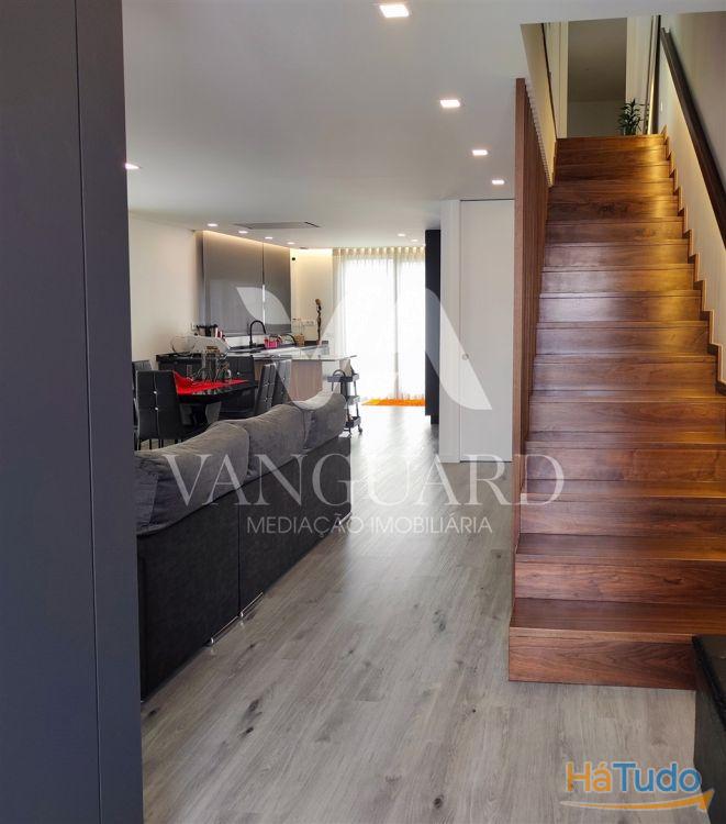 Moradia T3 a 3 minutos da Póvoa de Varzim Moradia T3 a 3 minutos da Póvoa de Varzim