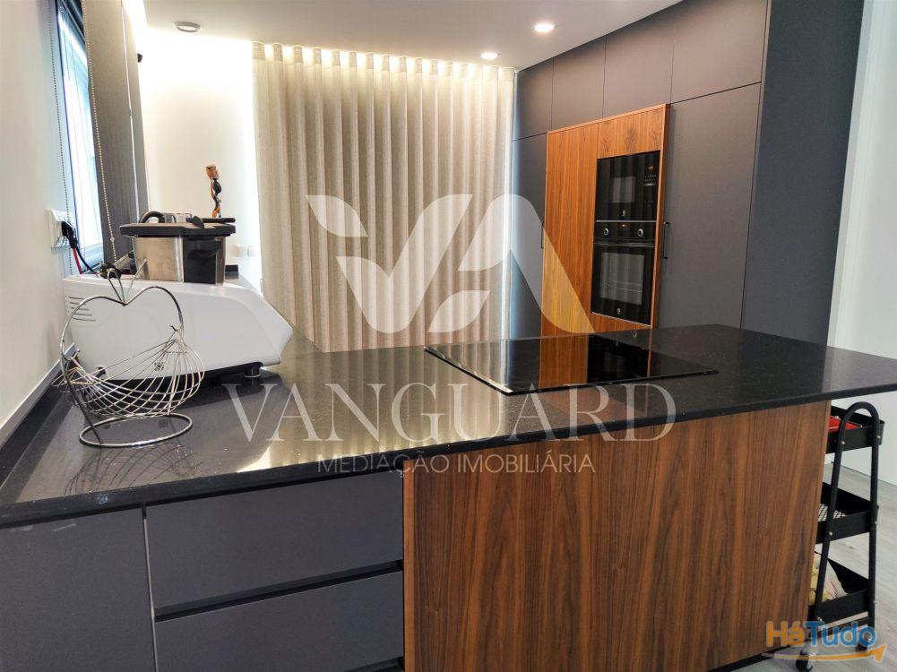 Moradia T3 a 3 minutos da Póvoa de Varzim Moradia T3 a 3 minutos da Póvoa de Varzim