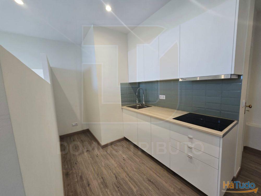 Estúdio T0 Mobilado e Equipado, no Centro de Matosinhos Estúdio T0 Mobilado e Equipado, no Centro de Matosinhos