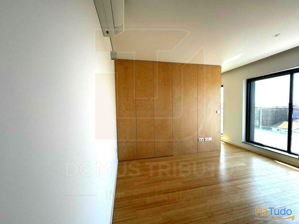 Apartamento T0+1 Recuado, Novo, com Terraço e Vista Mar ? Brito Capelo, Matosinhos Apartamento T0+1 Recuado, Novo, com Terraço e Vista Mar ? Brito Capelo, Matosinhos