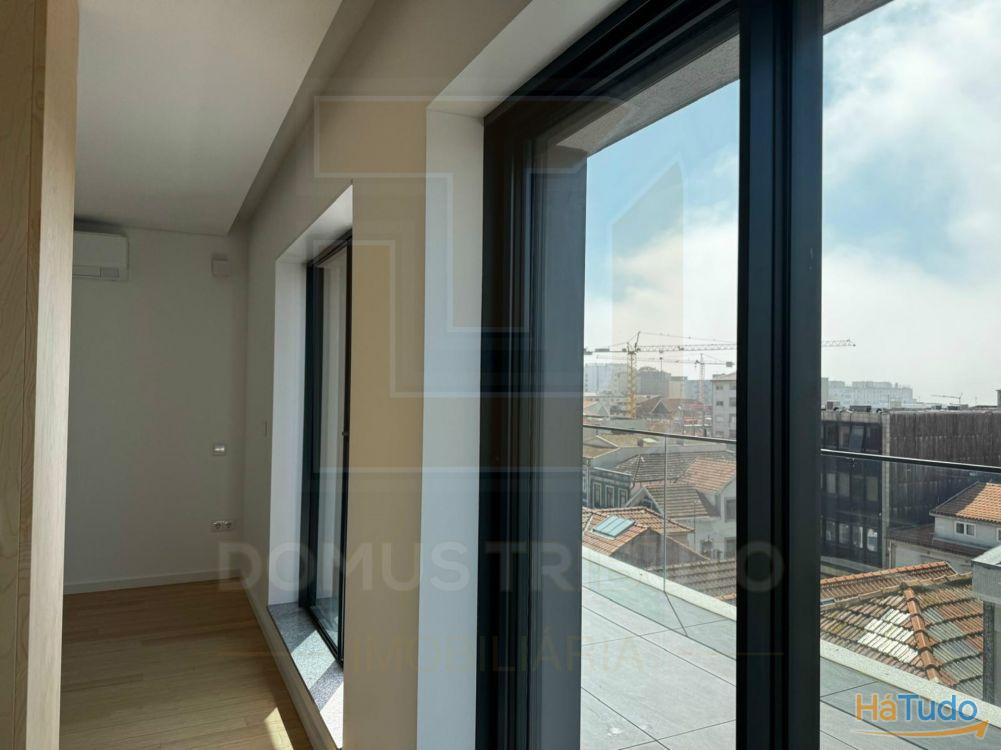 Apartamento T0+1 Recuado, Novo, com Terraço e Vista Mar ? Brito Capelo, Matosinhos Apartamento T0+1 Recuado, Novo, com Terraço e Vista Mar ? Brito Capelo, Matosinhos