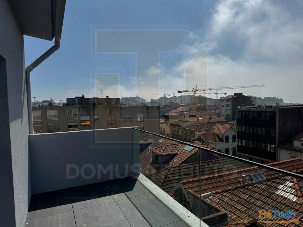 Apartamento T0+1 Recuado, Novo, com Terraço e Vista Mar ? Brito Capelo, Matosinhos Apartamento T0+1 Recuado, Novo, com Terraço e Vista Mar ? Brito Capelo, Matosinhos