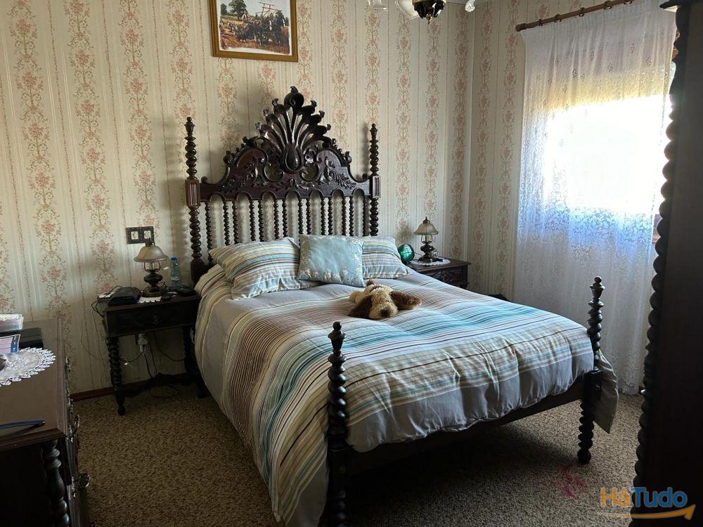 Moradia T4 com terreno no Troviscal Moradia T4 com terreno no Troviscal