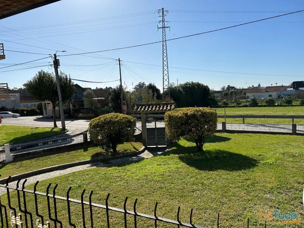 Moradia T4 com terreno no Troviscal Moradia T4 com terreno no Troviscal