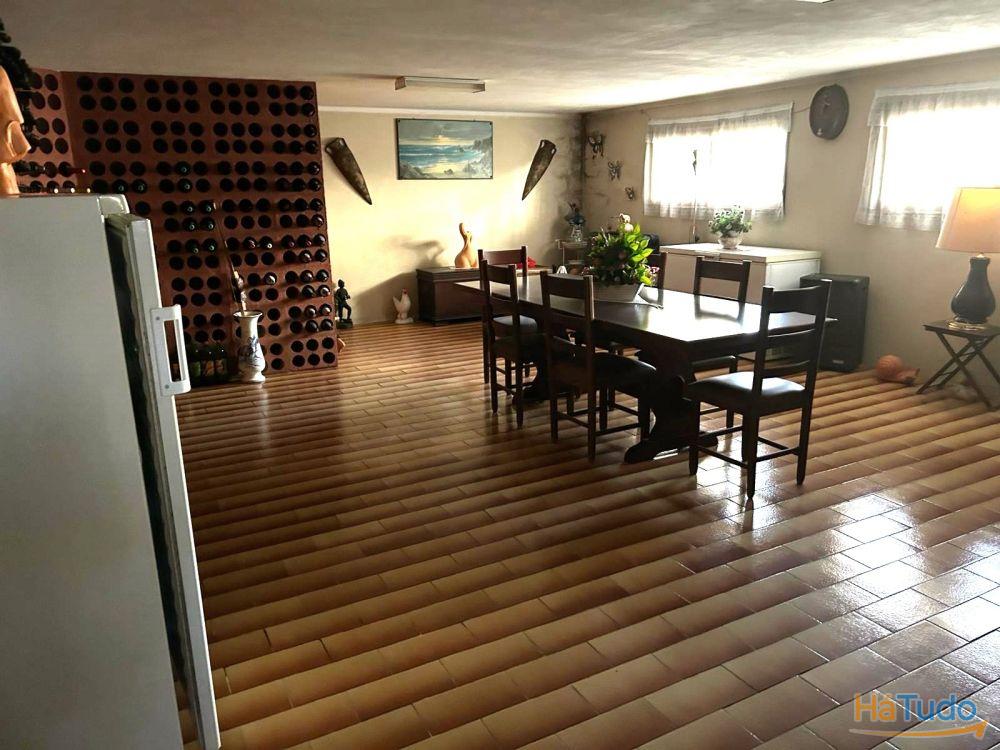 Moradia T4 com terreno no Troviscal Moradia T4 com terreno no Troviscal