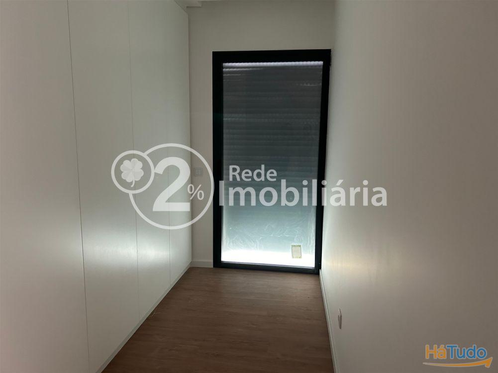 Moradia T4 nova em Azurva Moradia T4 nova em Azurva
