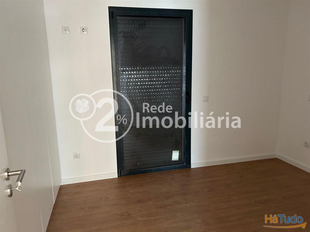 Moradia T4 nova em Azurva Moradia T4 nova em Azurva