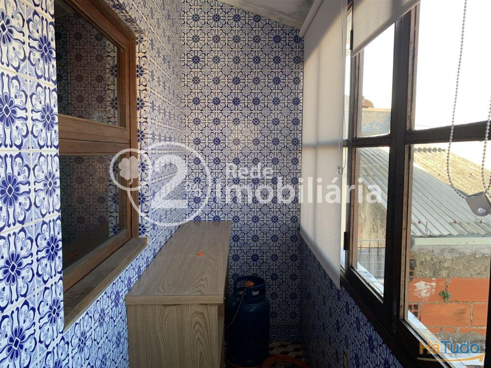 Moradia de dois pisos em São Bernardo Moradia de dois pisos em São Bernardo