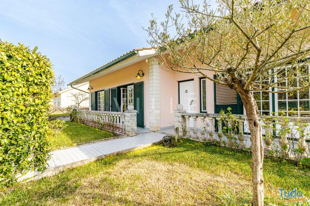 Moradia T3+1 Venda em Requeixo, Nossa Senhora de Fátima e Nariz,Aveiro Moradia T3+1 Venda em Requeixo, Nossa Senhora de Fátima e Nariz,Aveiro