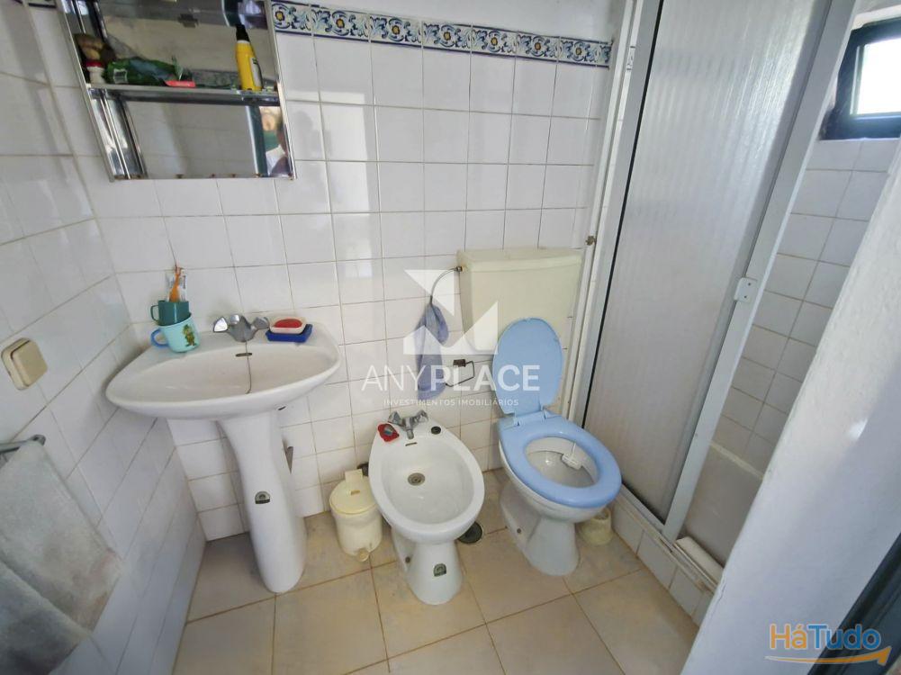 Moradia típica Algarvia para renovar situada no sítio da Nave dos Cordeiros. Moradia típica Algarvia para renovar situada no sítio da Nave dos Cordeiros.