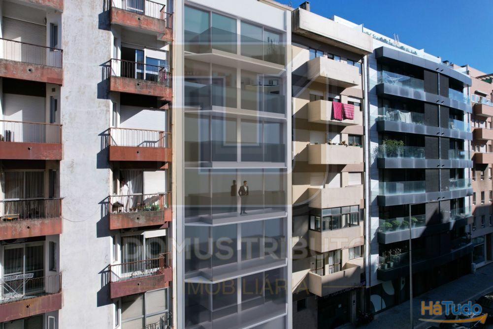 Apartamento T1, de Luxo, com terraço a 100metros da Praia de Matosinhos Apartamento T1, de Luxo, com terraço a 100metros da Praia de Matosinhos