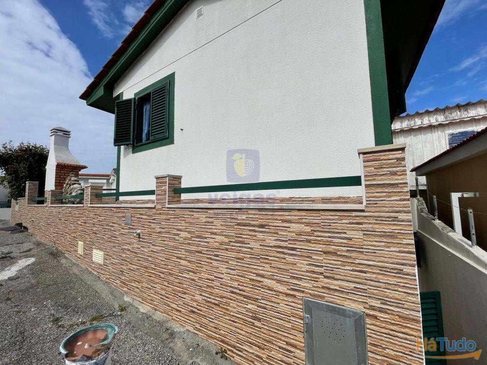 Moradia no Prestigiado Complexo Balealcoop a 600 Metros da Praia? Conforto, Espao e Comunidade no Baleal