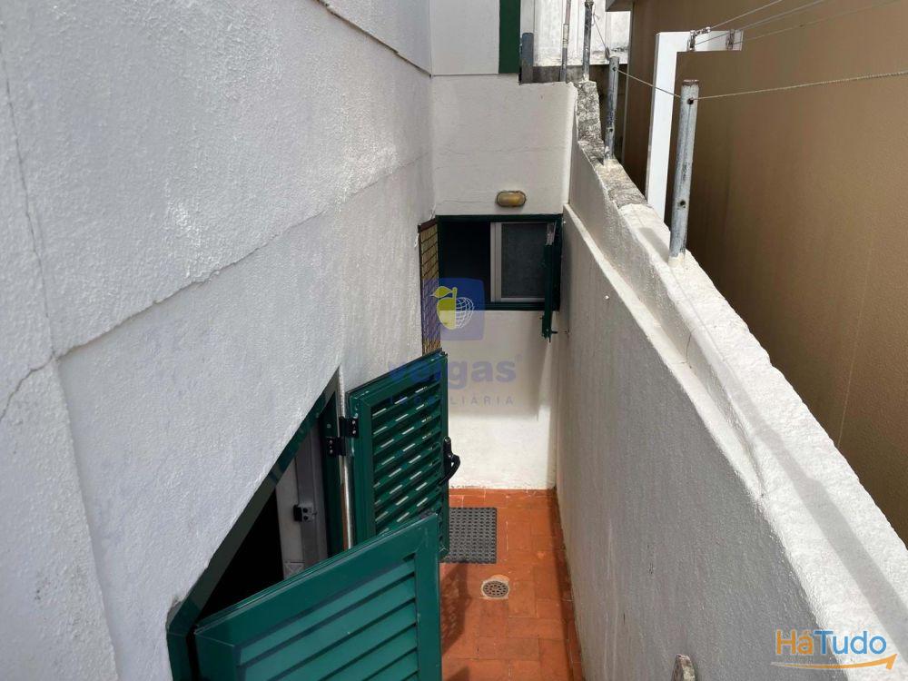 Moradia no Prestigiado Complexo Balealcoop a 600 Metros da Praia? Conforto, Espao e Comunidade no Baleal