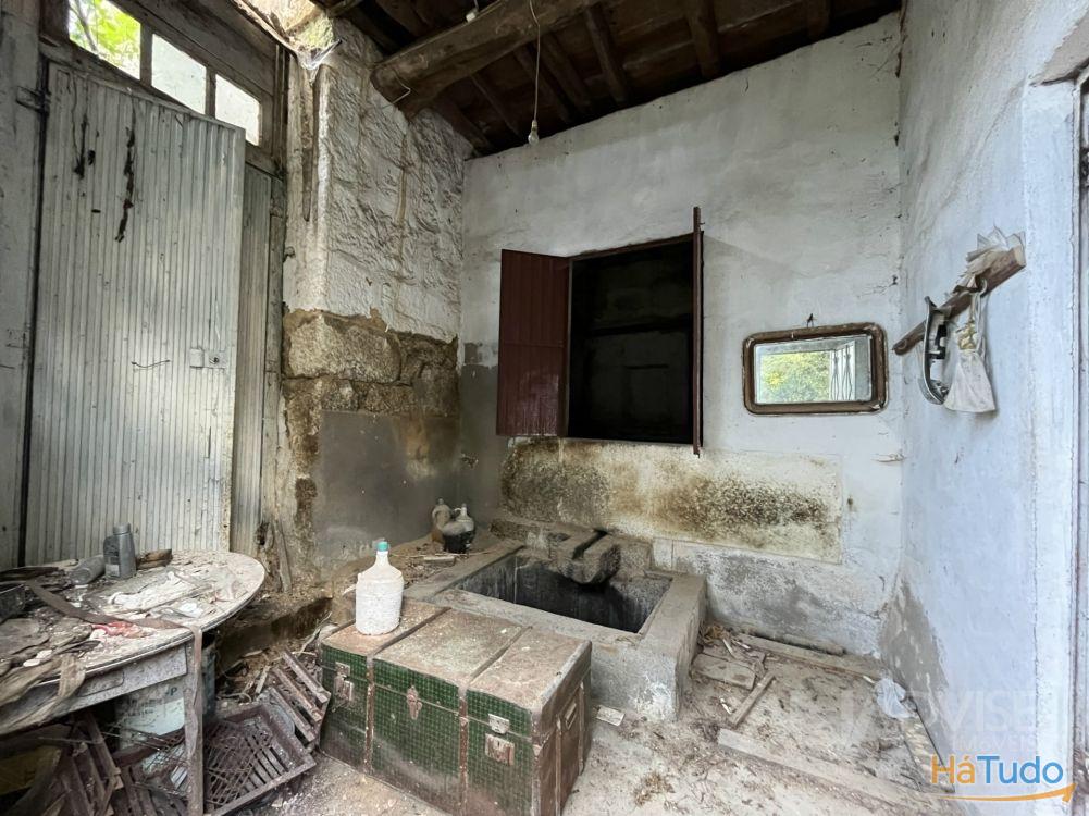 Moradia para Restaurar T4 Venda em Rio de Loba,Viseu Moradia para Restaurar T4 Venda em Rio de Loba,Viseu