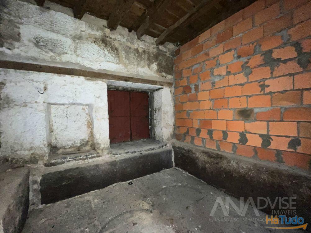 Moradia para Restaurar T4 Venda em Rio de Loba,Viseu Moradia para Restaurar T4 Venda em Rio de Loba,Viseu