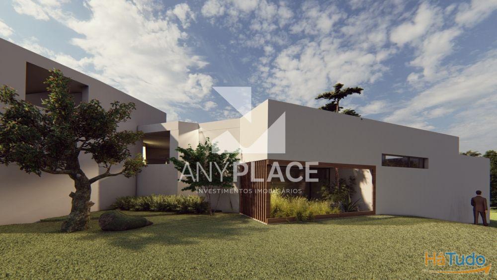 Exclusiva Moradia com Magnífica Vista Mar e Localização Privilegiada Exclusiva Moradia com Magnífica Vista Mar e Localização Privilegiada