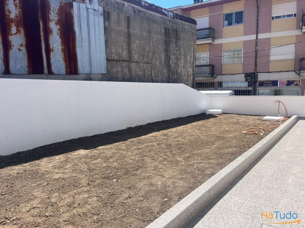 Moradia V1 Totalmente Reabilitada em Rio Tinto Moradia V1 Totalmente Reabilitada em Rio Tinto