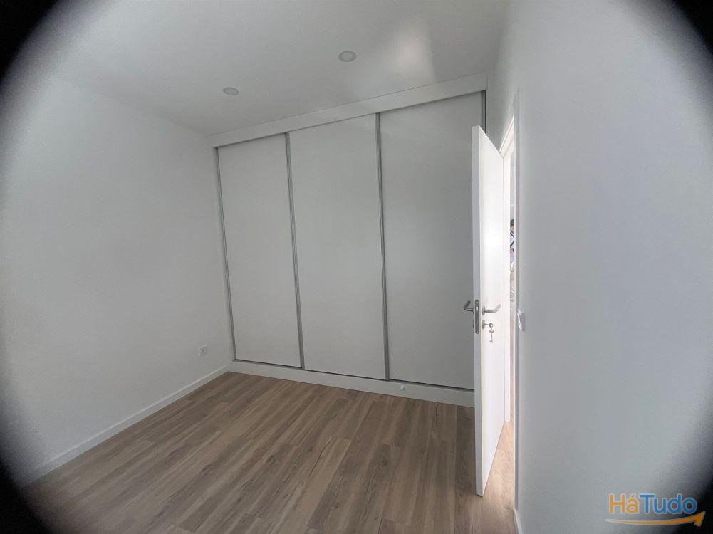 Moradia V1 Totalmente Reabilitada em Rio Tinto Moradia V1 Totalmente Reabilitada em Rio Tinto