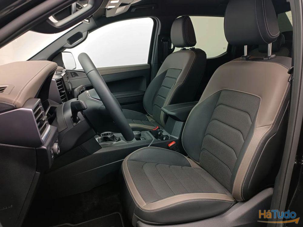 Volkswagen Amarok 3.0 TDI Aventura 4x4 Volkswagen Amarok 3.0 TDI Aventura 4x4