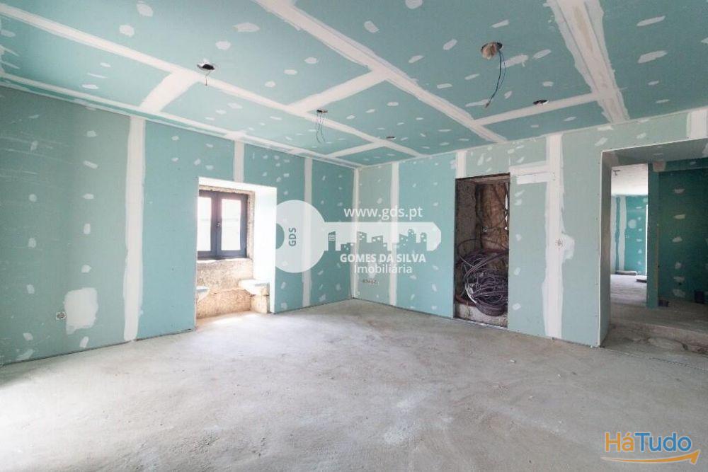 Moradia T2 à venda no concelho de Vieira do Minho, Braga Moradia T2 à venda no concelho de Vieira do Minho, Braga