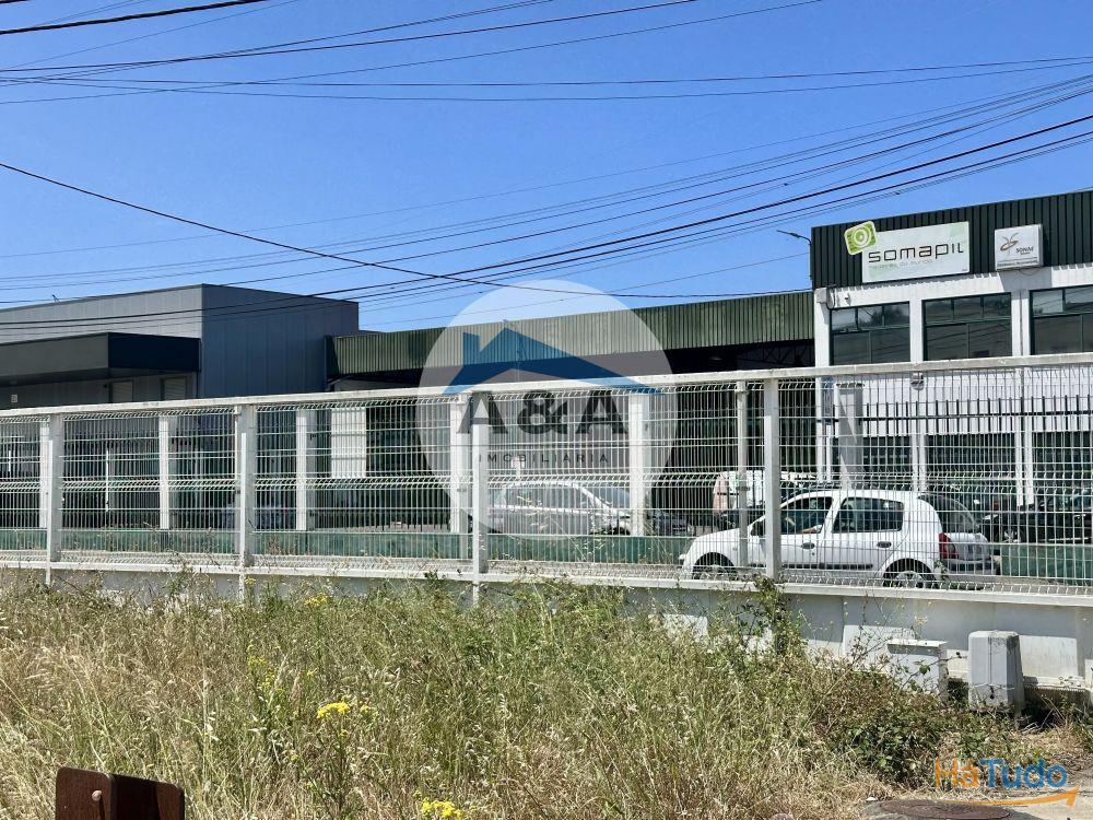 Terreno em Zona Industrial ? 2.000 m² com Ponte Rolante de 20 Ton Terreno em Zona Industrial ? 2.000 m² com Ponte Rolante de 20 Ton