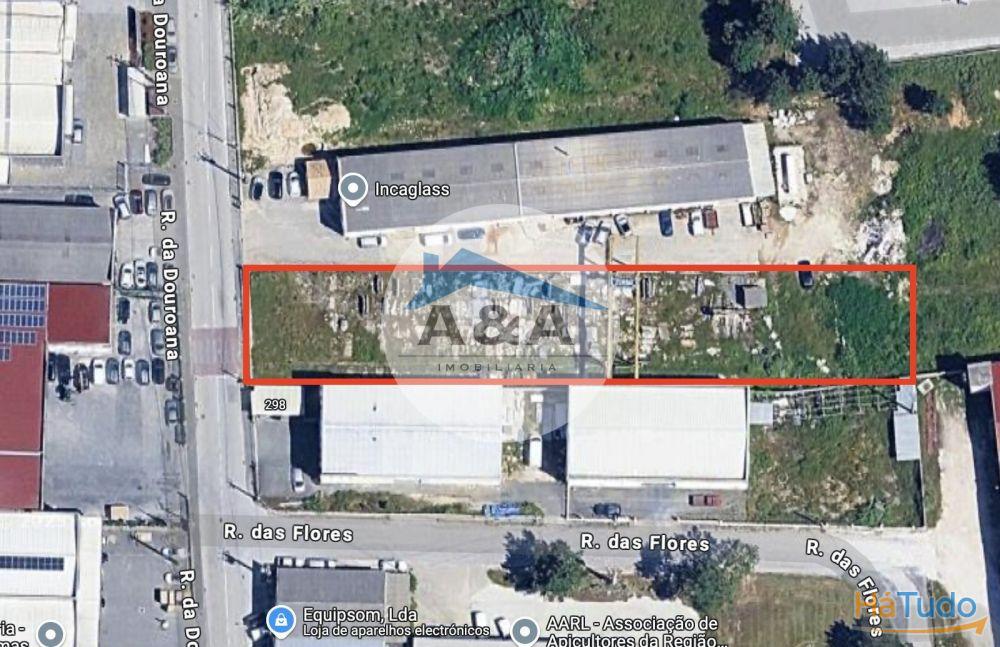 Terreno em Zona Industrial ? 2.000 m² com Ponte Rolante de 20 Ton Terreno em Zona Industrial ? 2.000 m² com Ponte Rolante de 20 Ton