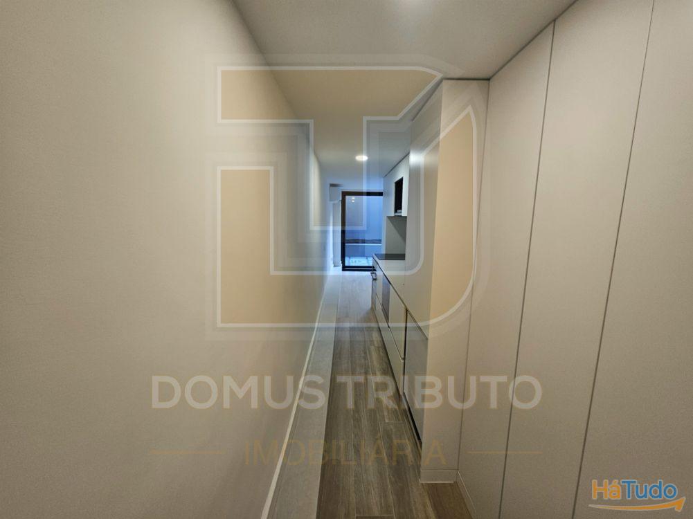 Apartamento T0+1 com Terraço, Novo, junto ao Mercado de Matosinhos Apartamento T0+1 com Terraço, Novo, junto ao Mercado de Matosinhos