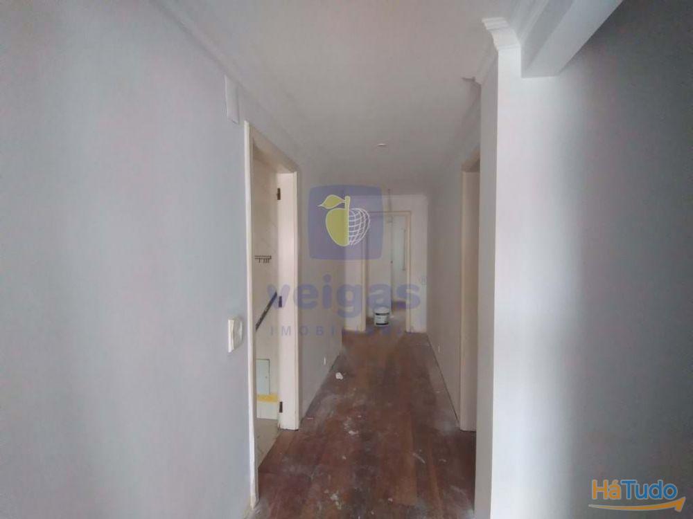 Moradia T6 ou Superior Rio de Mouro Moradia T6 ou Superior Rio de Mouro