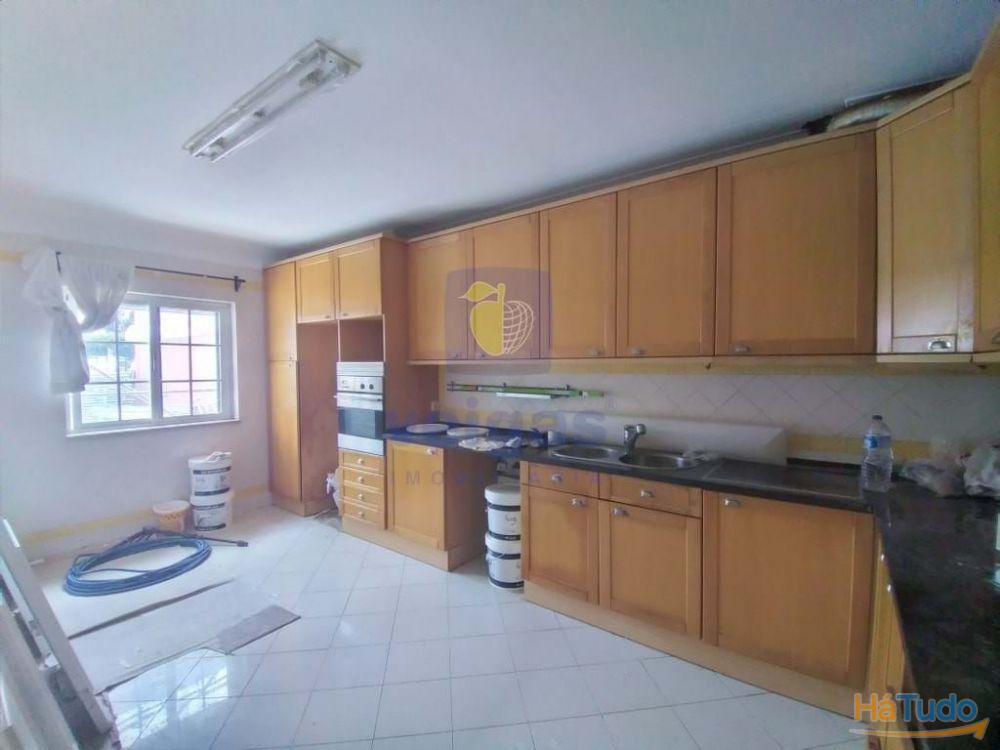 Moradia T6 ou Superior Rio de Mouro Moradia T6 ou Superior Rio de Mouro